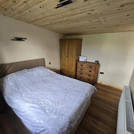 Dunroaming Cabin Pendine Eksteriør billede