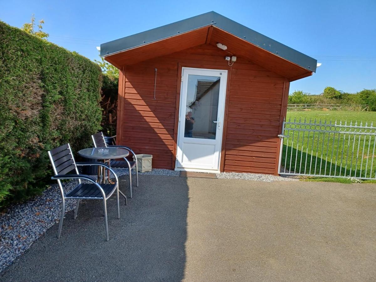Dunroaming Cabin Pendine Eksteriør billede