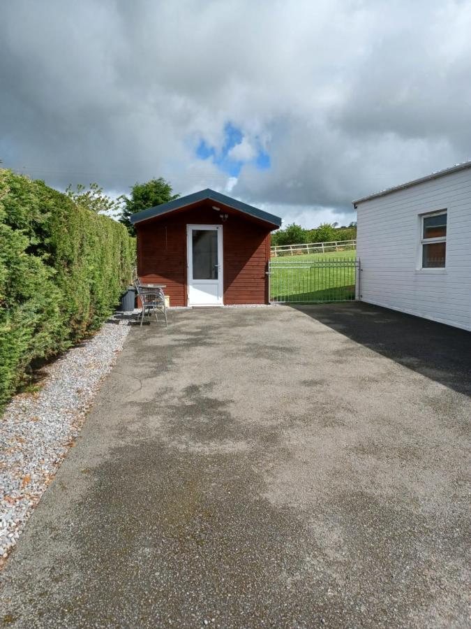 Dunroaming Cabin Pendine Eksteriør billede