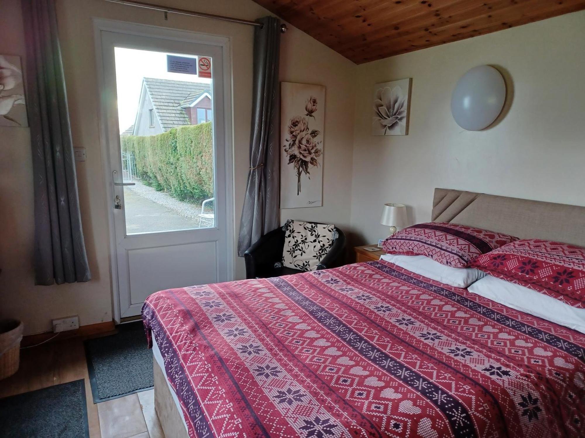 Dunroaming Cabin Pendine Eksteriør billede