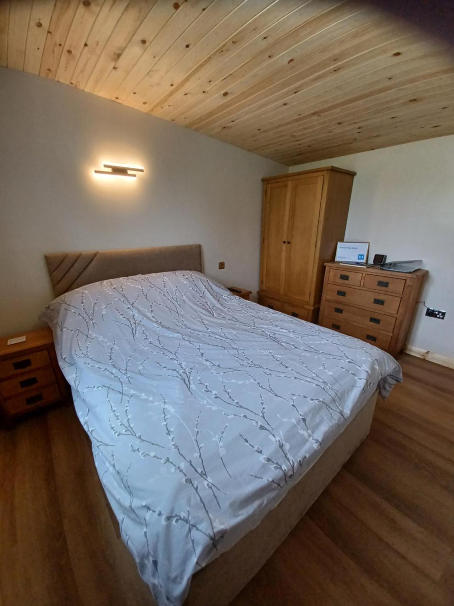 Dunroaming Cabin Pendine Eksteriør billede